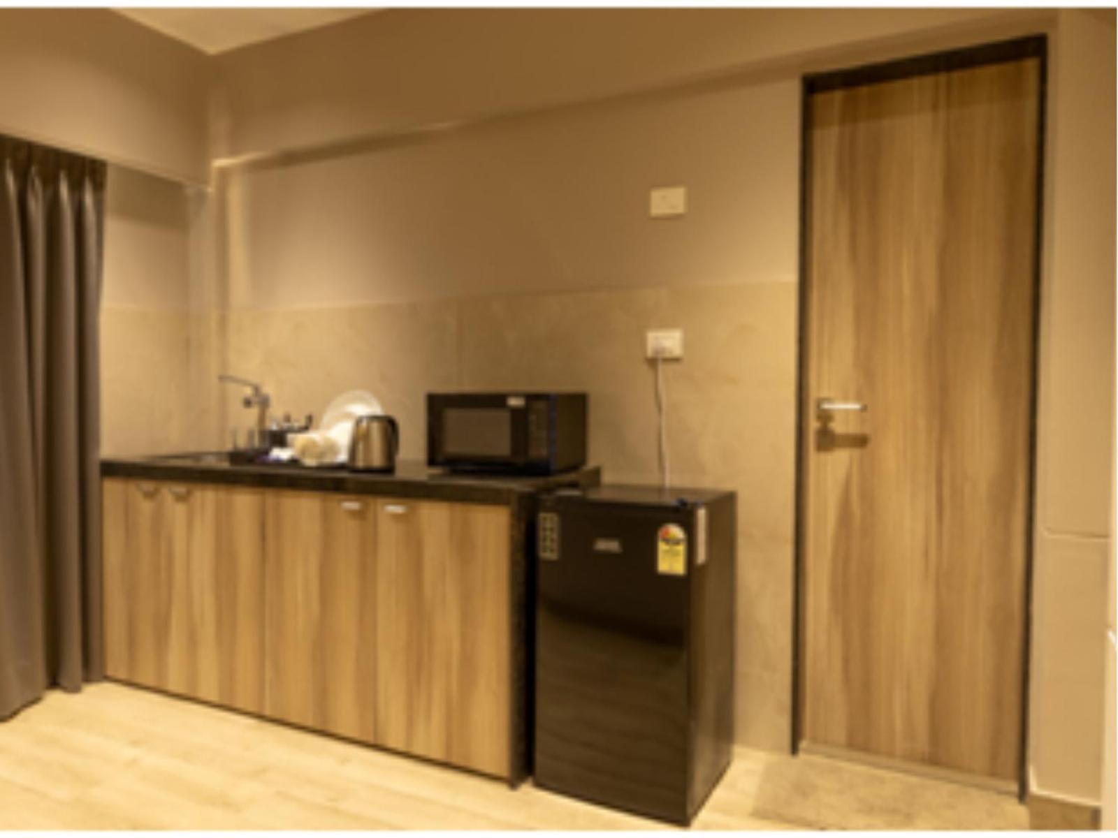 Ashok Deluxe Apartments, Marol Andheri East Bombay Exterior foto